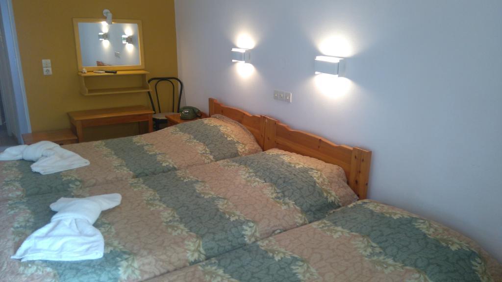 Hotel Aidipsos Lutrá Edipszú Kültér fotó